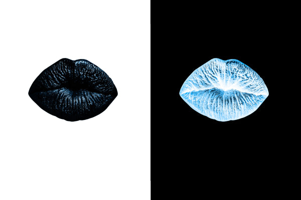 Two Smooches - 4 Versions